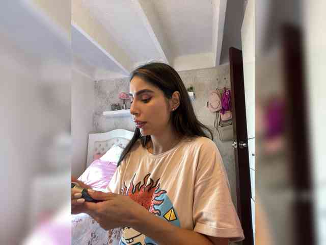 SallyeLeins's webcam live show