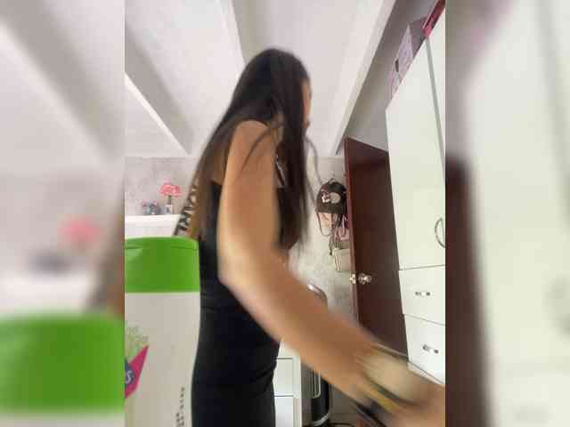 SallyeLeins's webcam live show