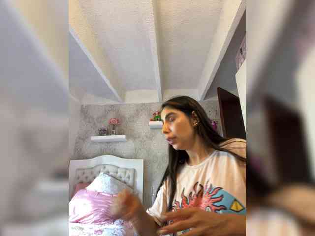SallyeLeins's webcam live show