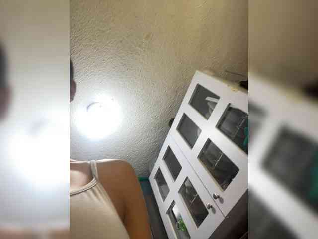 SallyeLeins webcam