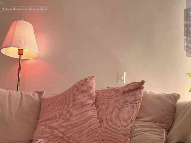SallyeLeins webcam
