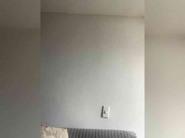 SallyeLeins webcam