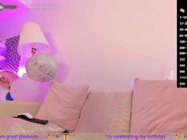 SallyeLeins webcam