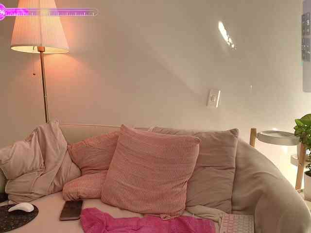 SallyeLeins webcam