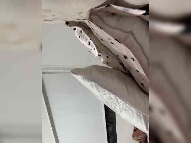 Модель: SallyeLeins