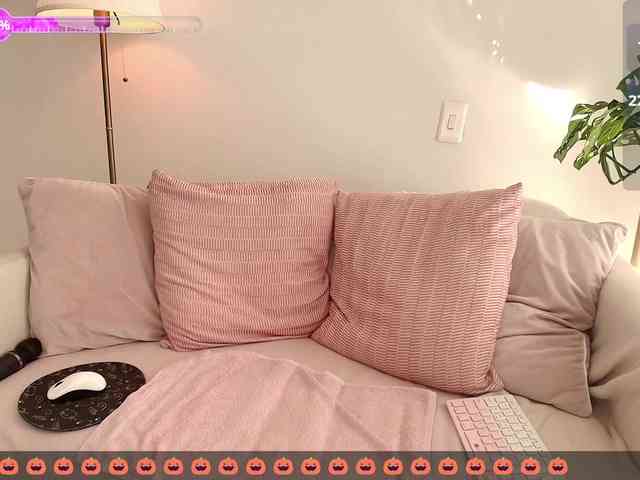 SallyeLeins webcam