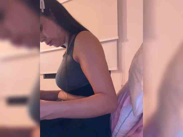 SallyeLeins webcam