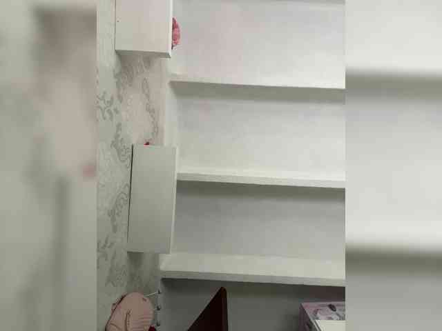 SallyeLeins's webcam live show