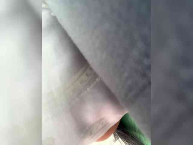 SallyeLeins webcam