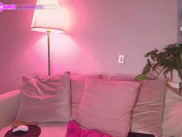 SallyeLeins webcam