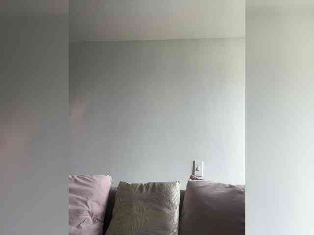SallyeLeins webcam