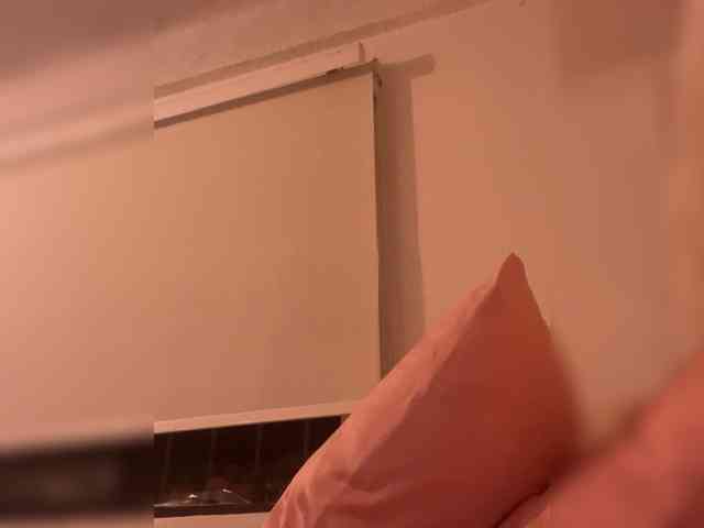 SallyeLeins webcam