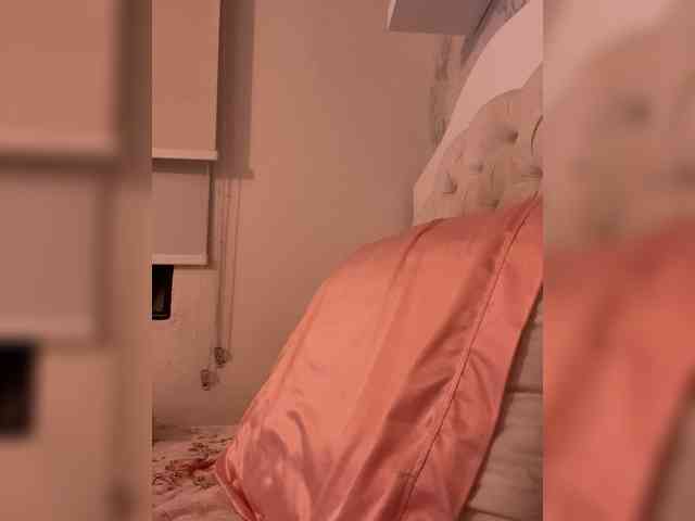 SallyeLeins webcam