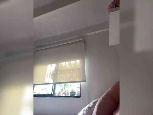SallyeLeins webcam