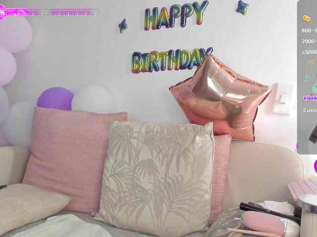 SallyeLeins webcam