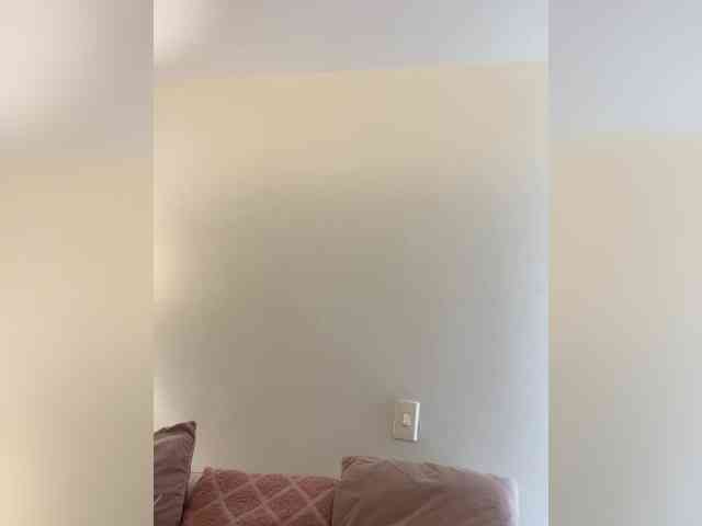 SallyeLeins webcam