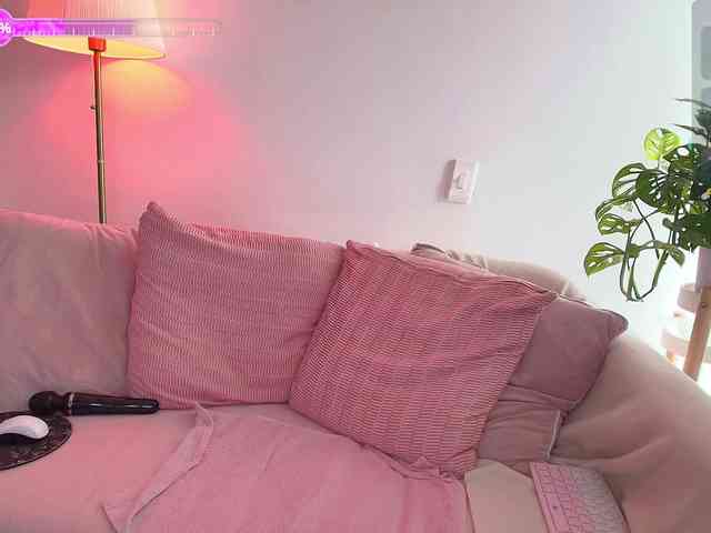 SallyeLeins webcam