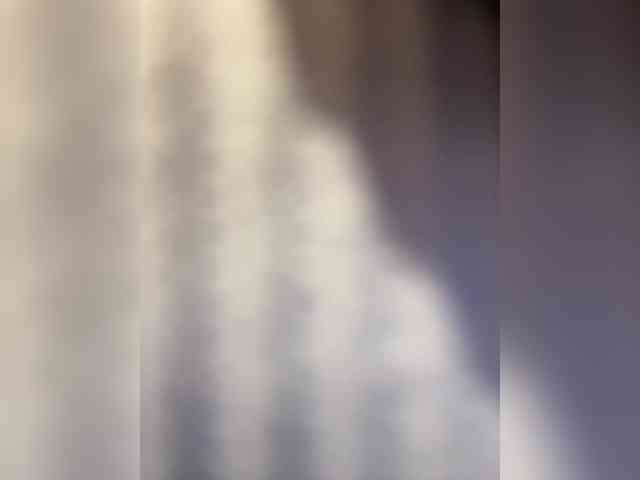 SallyeLeins webcam