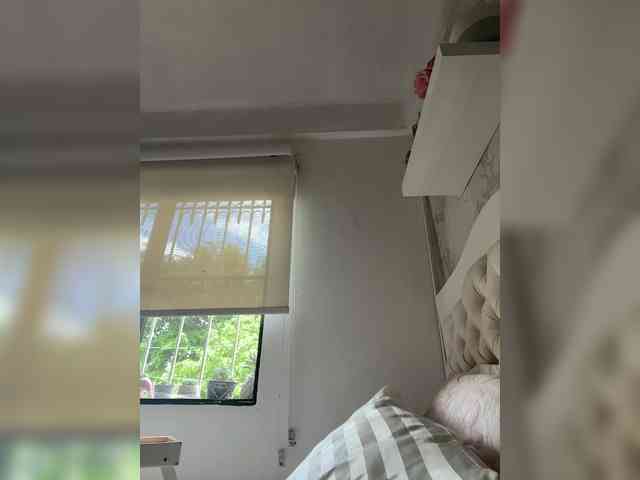 video chat live SallyeLeins