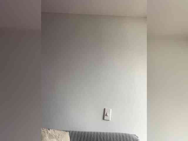SallyeLeins webcam