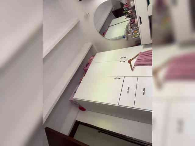 SallyeLeins webcam