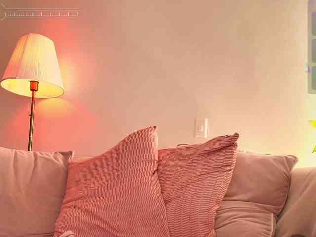SallyeLeins webcam