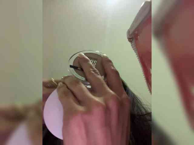 SallyeLeins's webcam live show