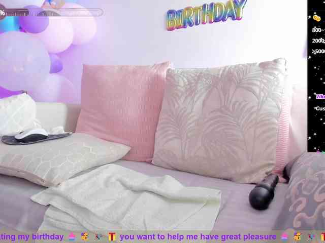 SallyeLeins webcam