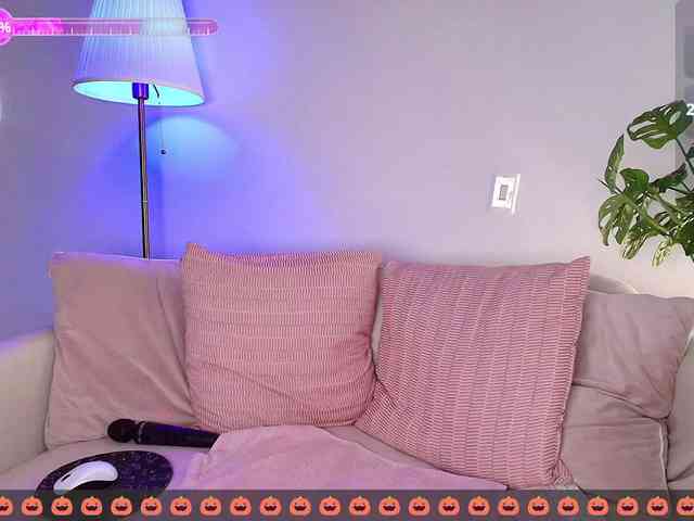 SallyeLeins webcam