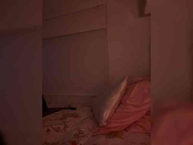 Модель: SallyeLeins