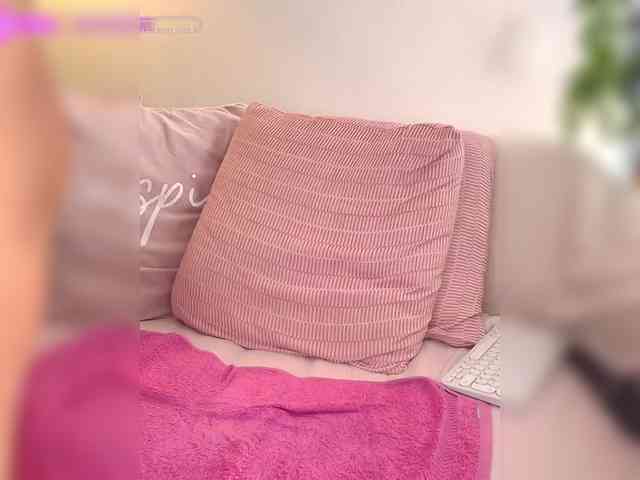 SallyeLeins webcam