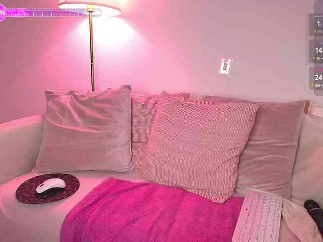 SallyeLeins webcam