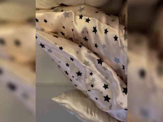 Модель: SallyeLeins