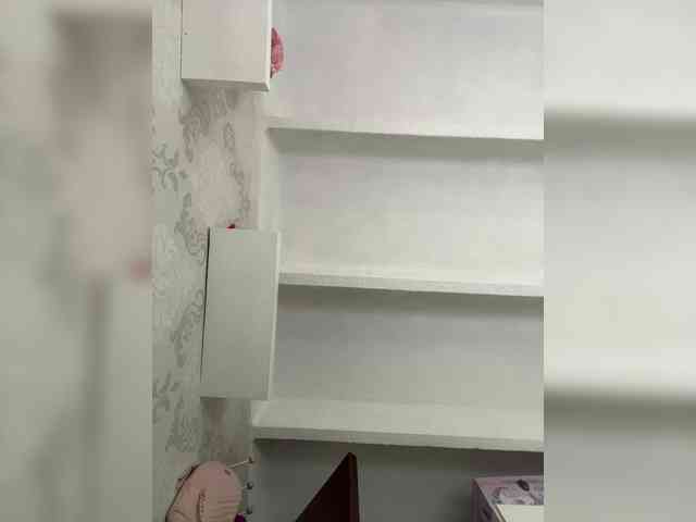 SallyeLeins's webcam live show