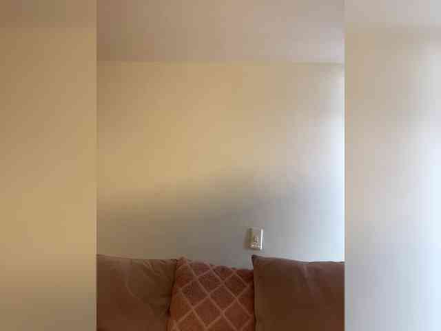 SallyeLeins webcam