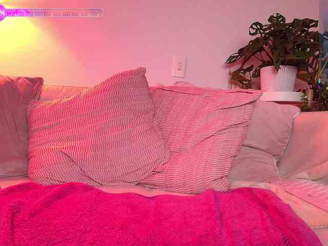 SallyeLeins webcam