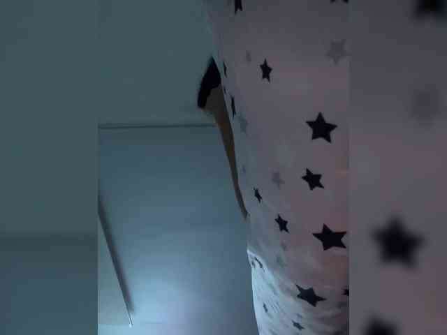 Модель: SallyeLeins