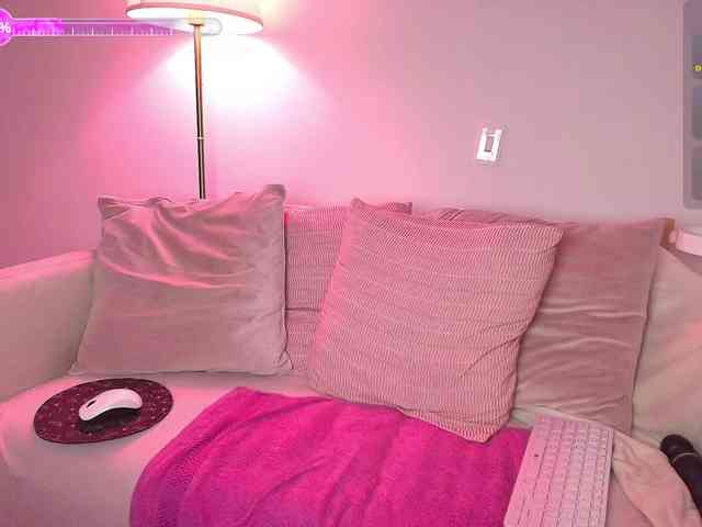 SallyeLeins webcam