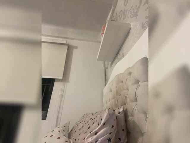 SallyeLeins Live Webcam on BongaCams