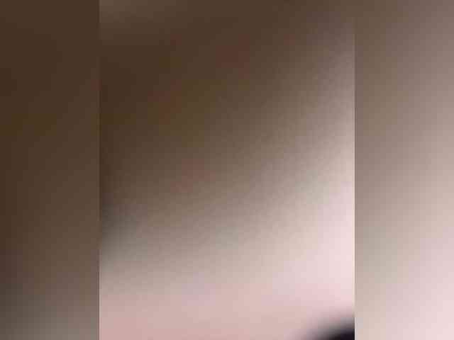 SallyeLeins webcam