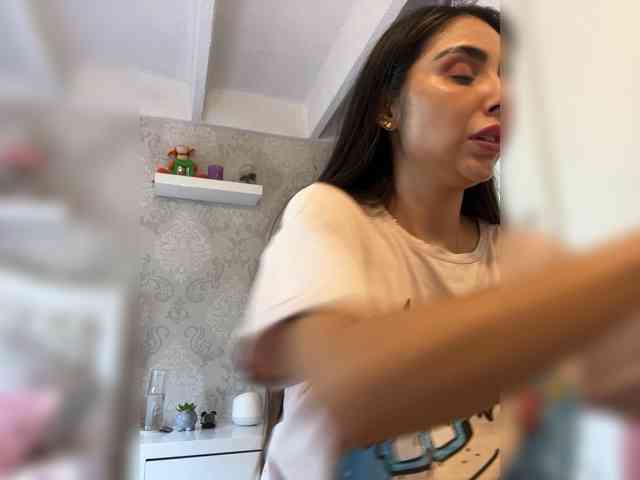 SallyeLeins's webcam live show