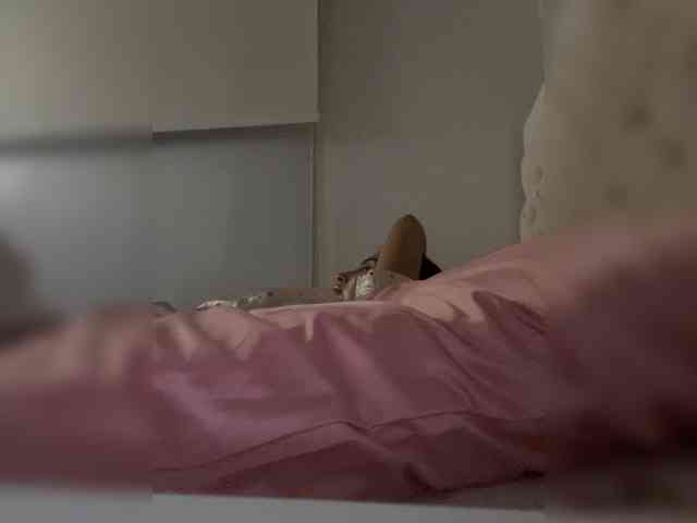 SallyeLeins webcam