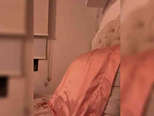 SallyeLeins webcam