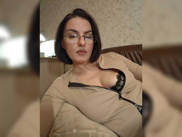 xtamarax's BongaCams show and profile