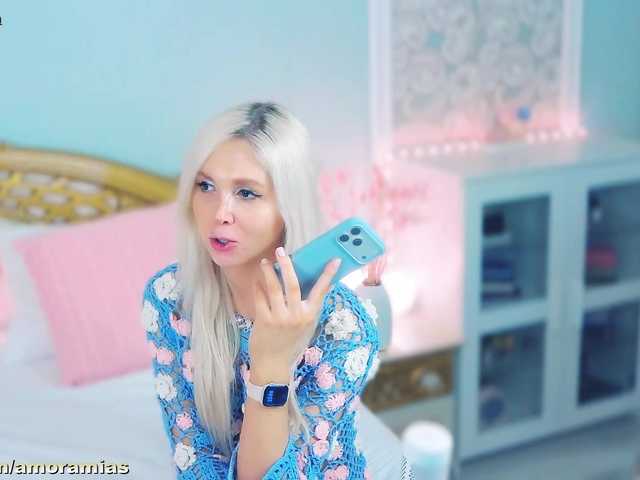 Amoramias's BongaCams show and profile