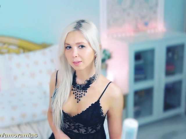 Amoramias's BongaCams show and profile