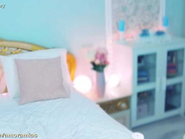 Amoramias's BongaCams show and profile