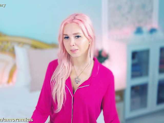 amoramias live sex show