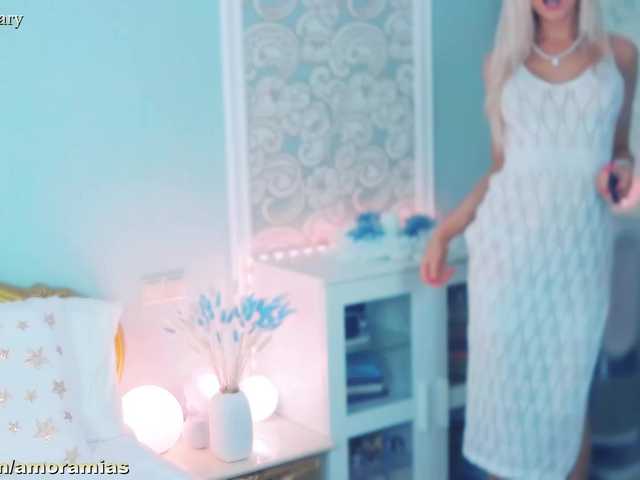 Amoramias Live Cam on BongaCams