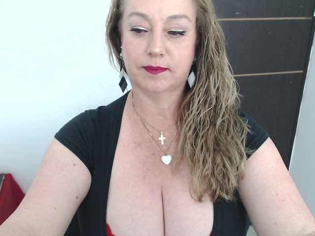 sweetsalo on BongaCams 